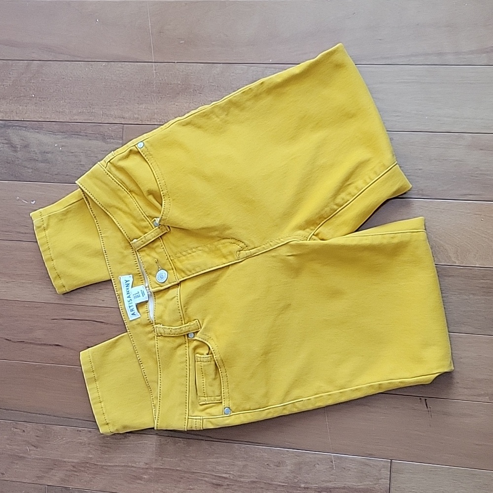 Artisan NY Skinny Jeans